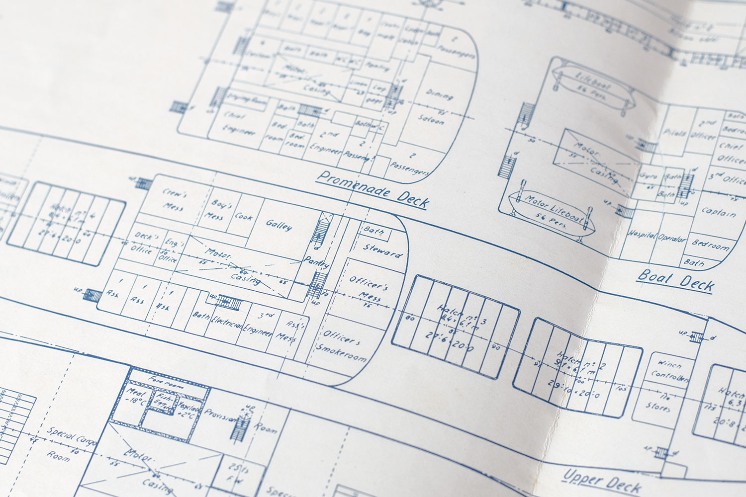 Commonwealth Trans-Antarctic Expedition Party Signed Photograph.