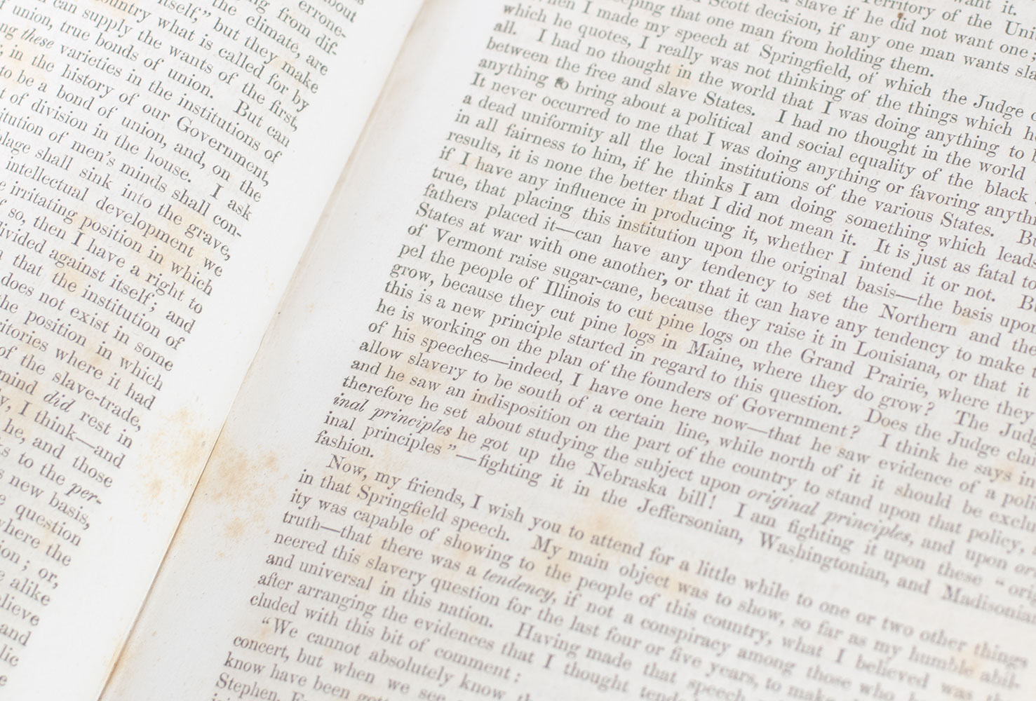 Political Debates Between Hon. Abraham Lincoln and Hon. Stephen Douglas, In the Celebrated Campaign of 1858, in Illinois.