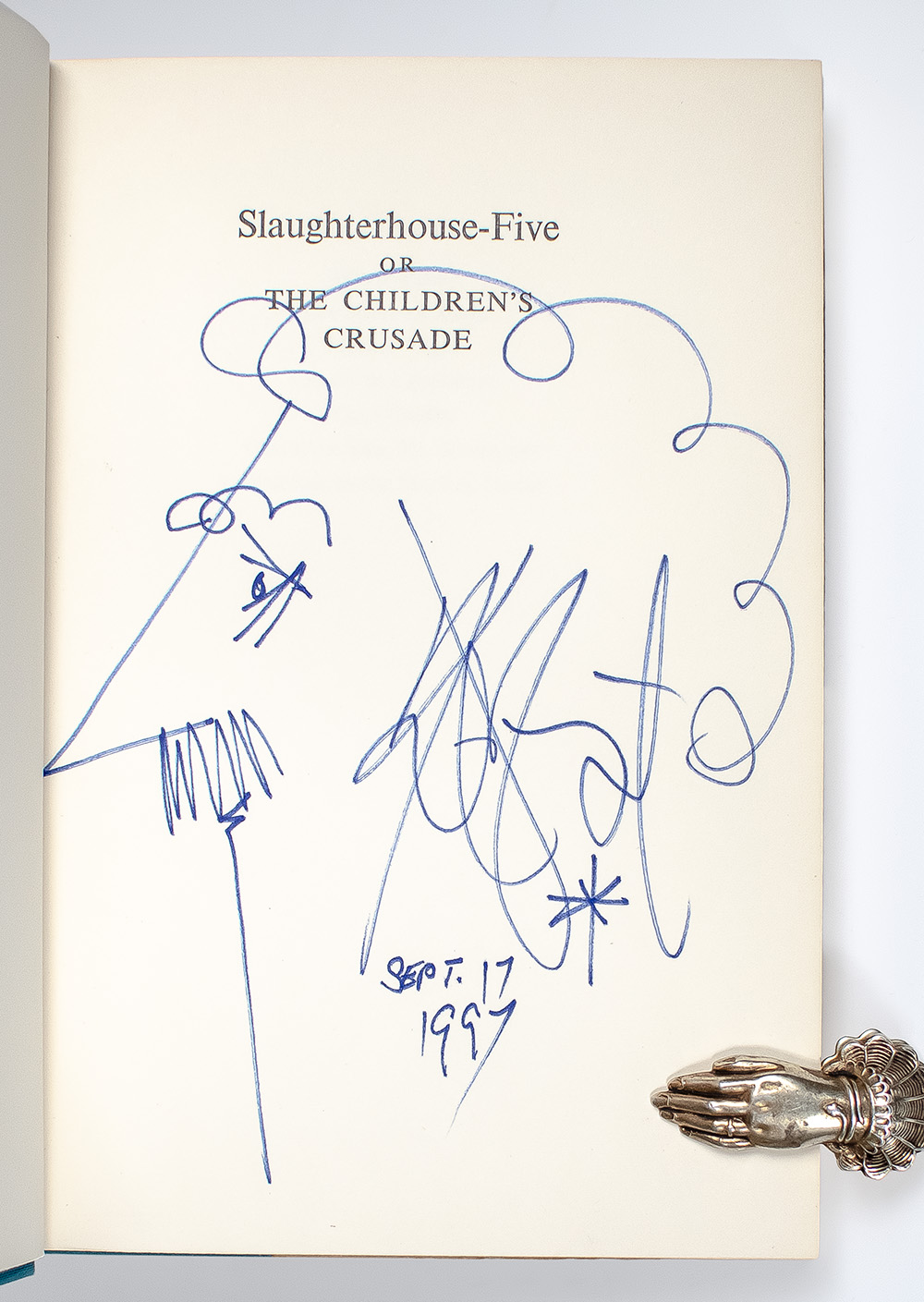 Slaughterhouse-Five, or The Children’s Crusade, A Duty-Dance With Death.