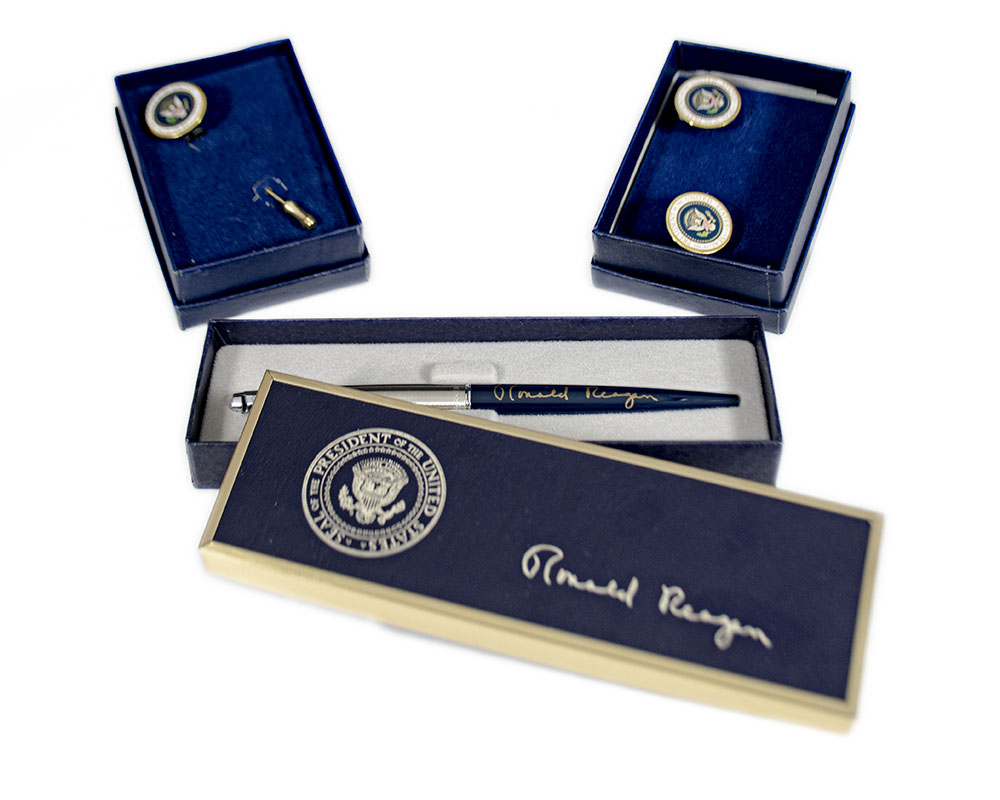 Ronald Reagan Presidential Seal Gift Accessory Collection.