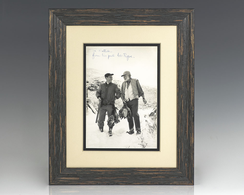 Ernest Hemingway Signed Photograph.