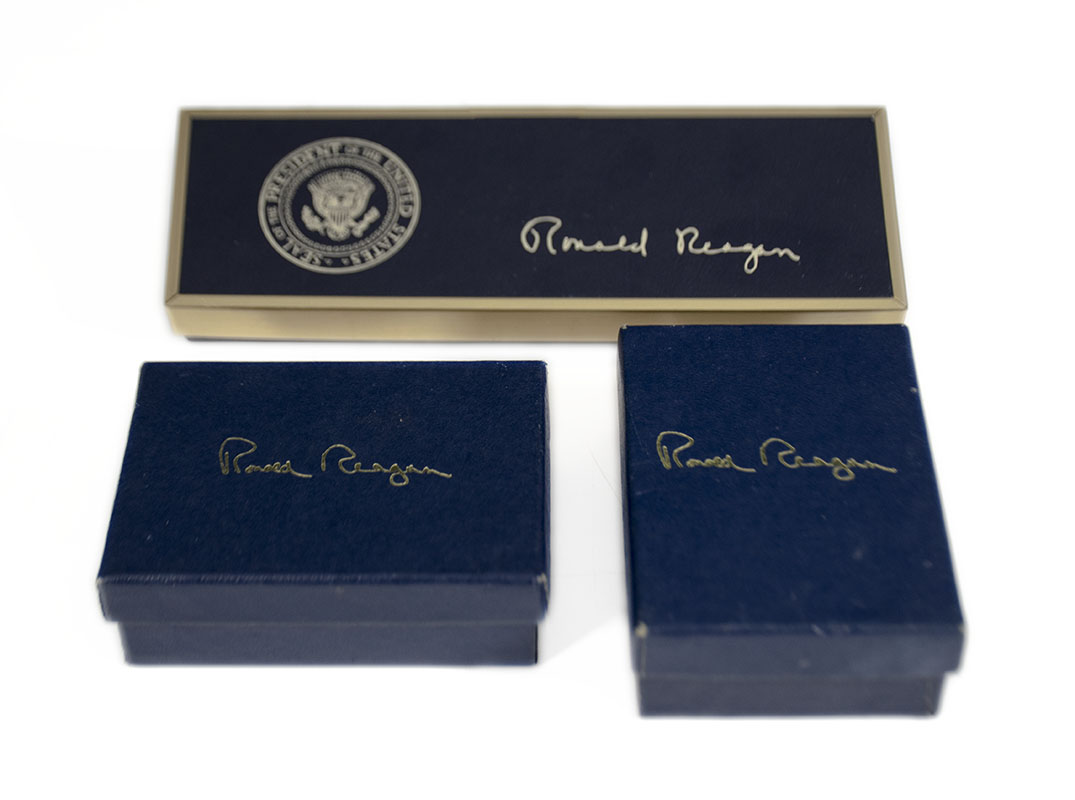 Ronald Reagan Presidential Seal Gift Accessory Collection.