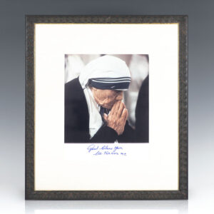 Mother Teresa Signed Photograph