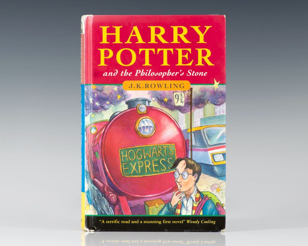 Complete set of Harry Potter: Harry Potter and the Philosopher's Stone, Chamber of Secrets, Prisoner of Azkaban, Goblet of Fire, Order of the Phoenix, The Half-Blood Prince, and The Deathly Hallows.