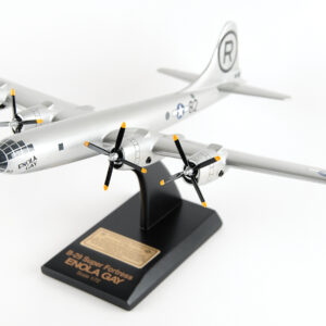 B-29 Super Fortress: Enola Gay