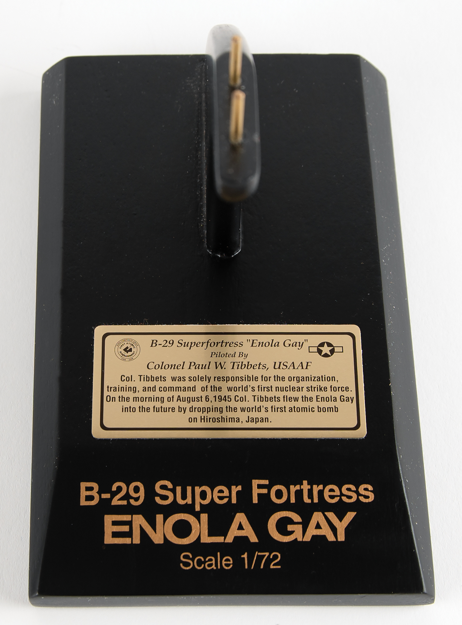 B-29 Super Fortress: Enola Gay