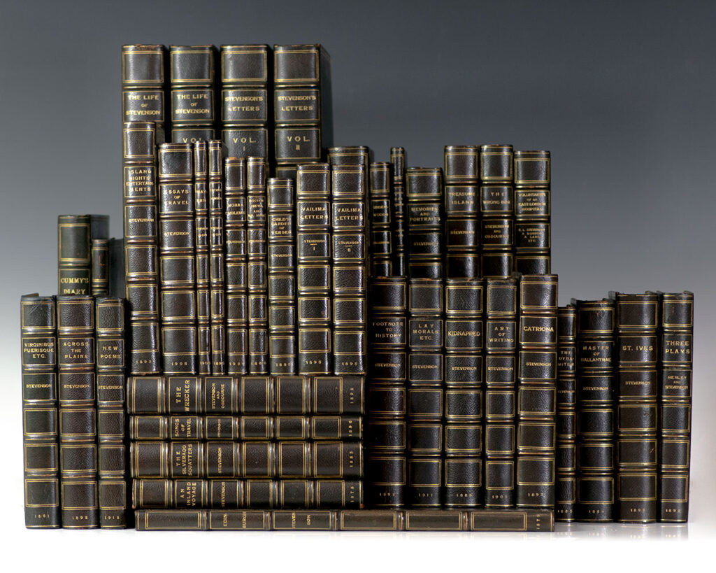 The Works of Robert Louis Stevenson [Including Treasure Island; Dr. Jekyll and Mr. Hyde; Kidnapped].