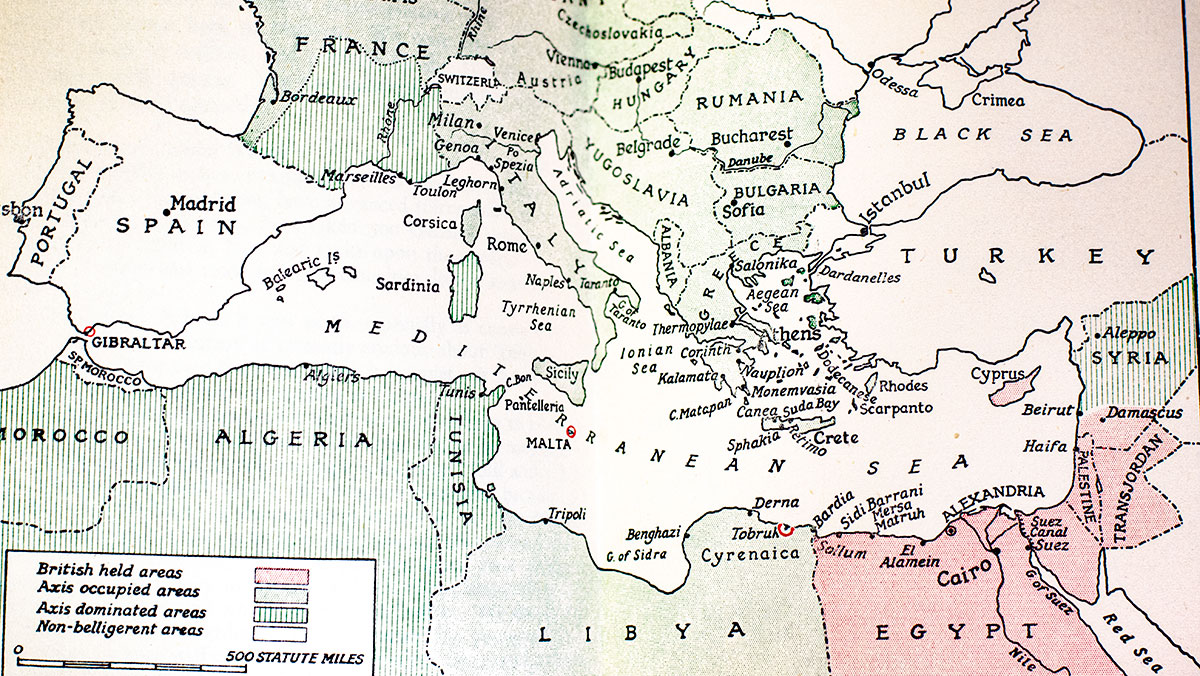 The Second World War: The Gathering Storm; Their Finest Hour; The Grand Alliance; The Hinge of Fate; Closing the Ring; Triumph and Tragedy.