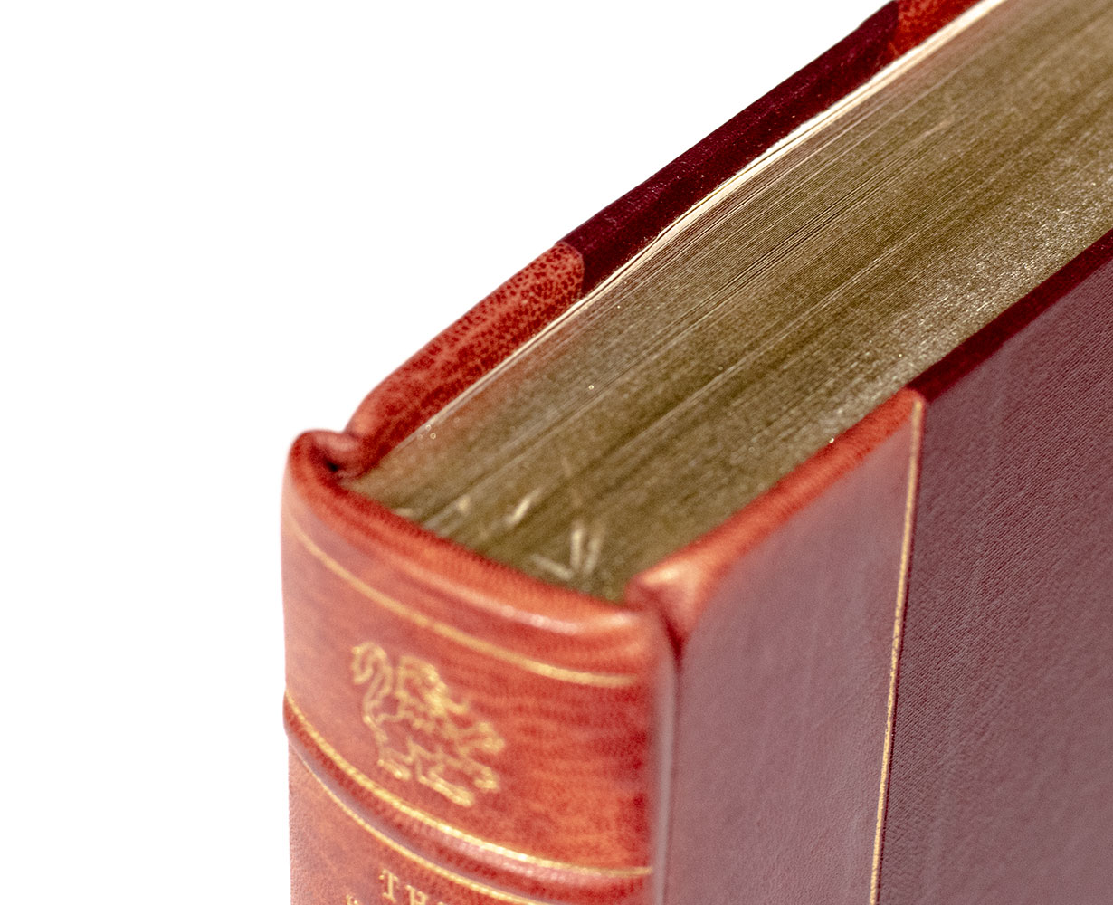 The Second World War: The Gathering Storm; Their Finest Hour; The Grand Alliance; The Hinge of Fate; Closing the Ring; Triumph and Tragedy.