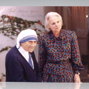 Mother Teresa Signed Photograph.