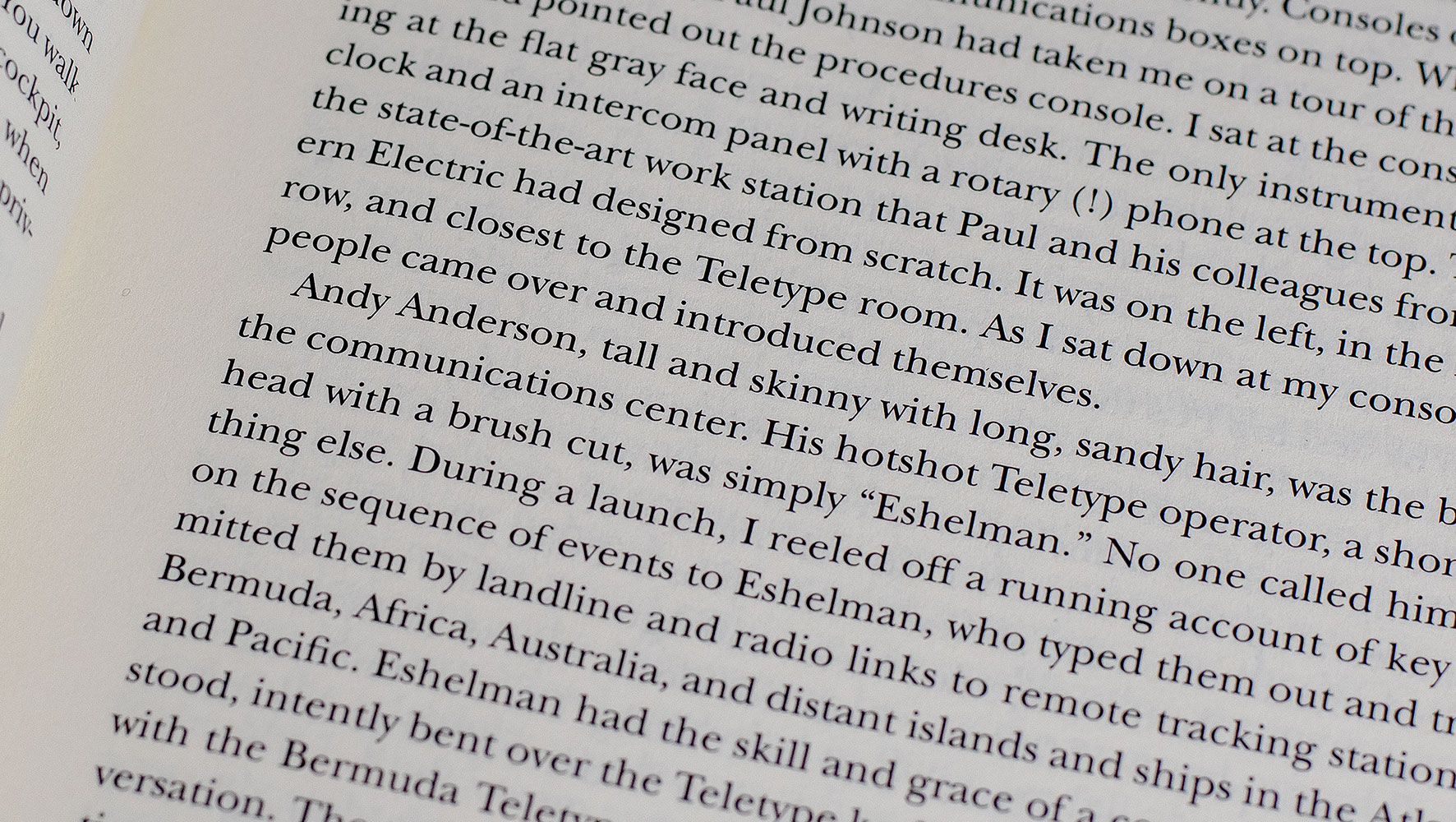 Failure Is Not An Option: Mission Control From Mercury to Apollo 13 and Beyond.