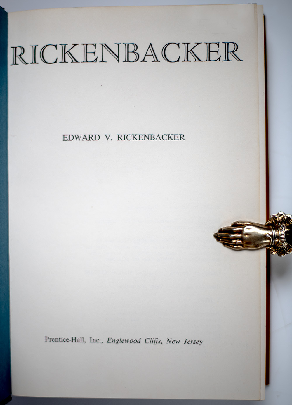 Rickenbacker: An Autobiography.