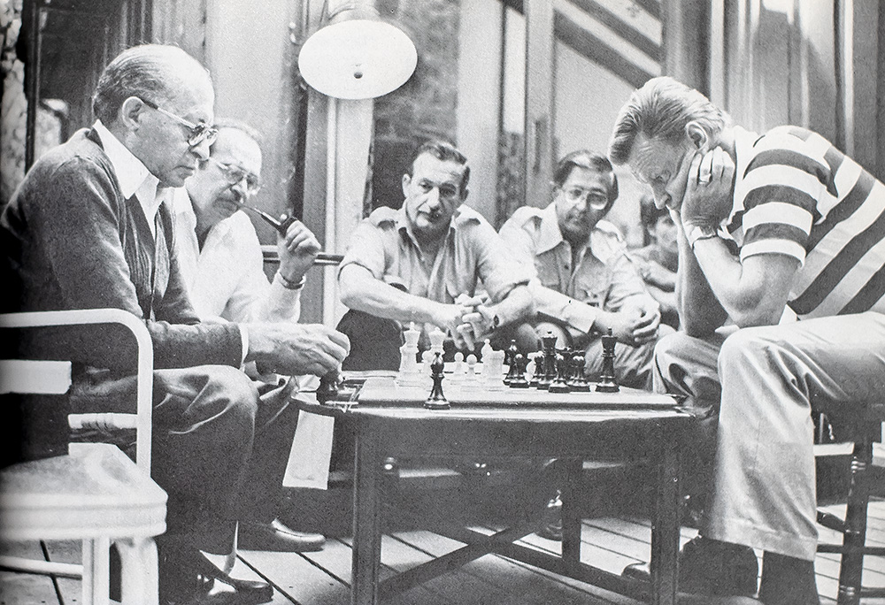 Power and Principle: Memoirs of the National Security Adviser 1977-1981.