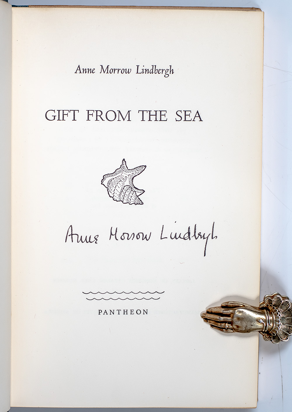 Gift From The Sea: An Answer to the Conflicts In Our Lives.