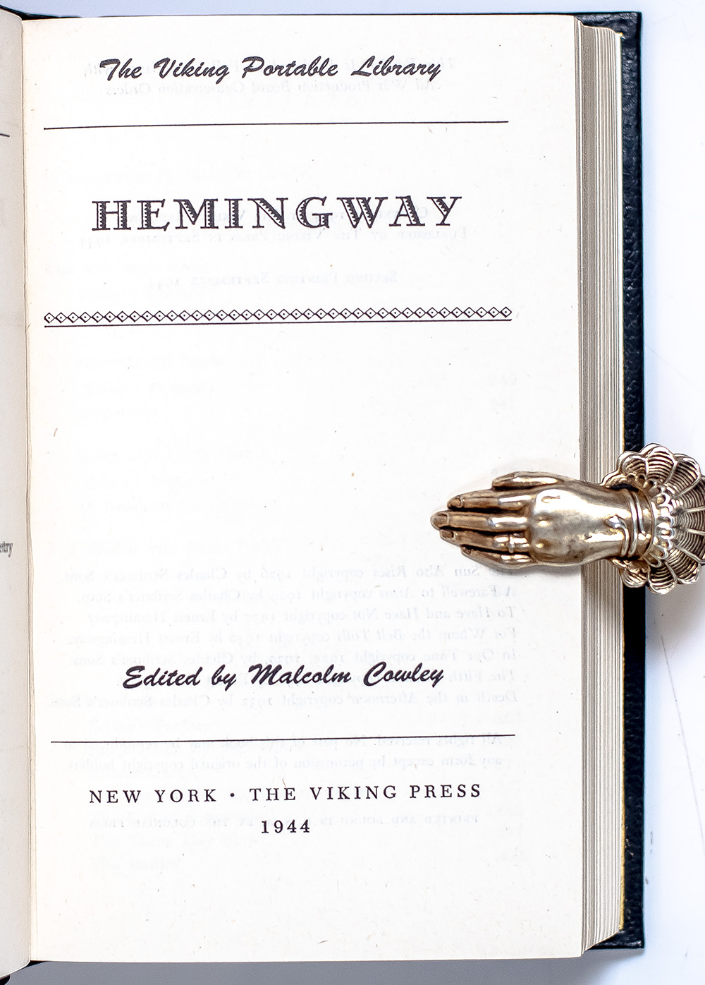 The Viking Portable Library: Hemingway.