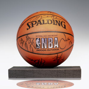 1997-98 Chicago Bulls Team Signed NBA Basketball.