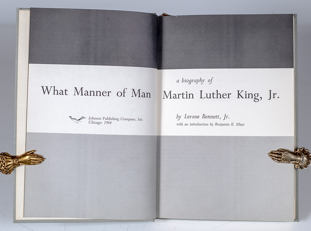 What Manner of Man: A Biography Of Martin Luther King, Jr.