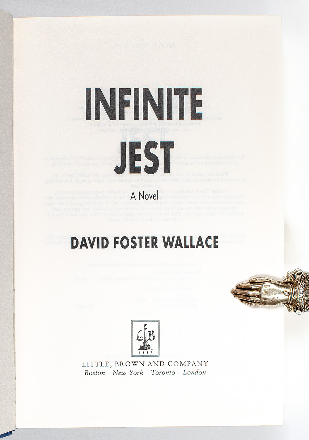 Infinite Jest: A Novel.
