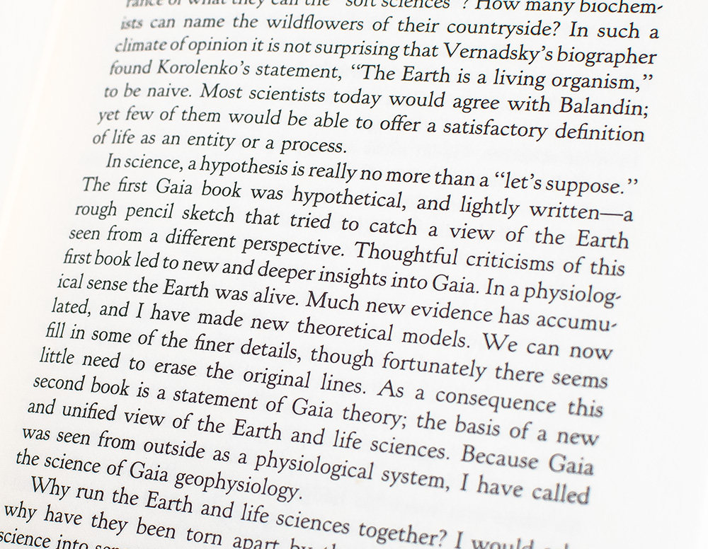 The Ages of Gaia: A Biography of Our Living Earth.