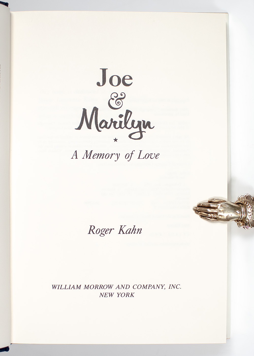 Joe & Marilyn: A Memory of Love.
