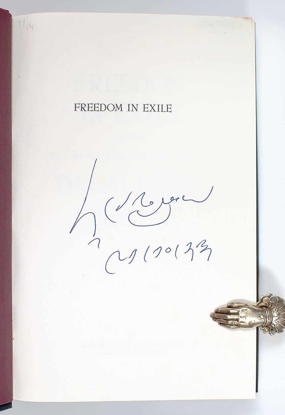 Freedom in Exile: The Autobiography of The Dalai Lama.