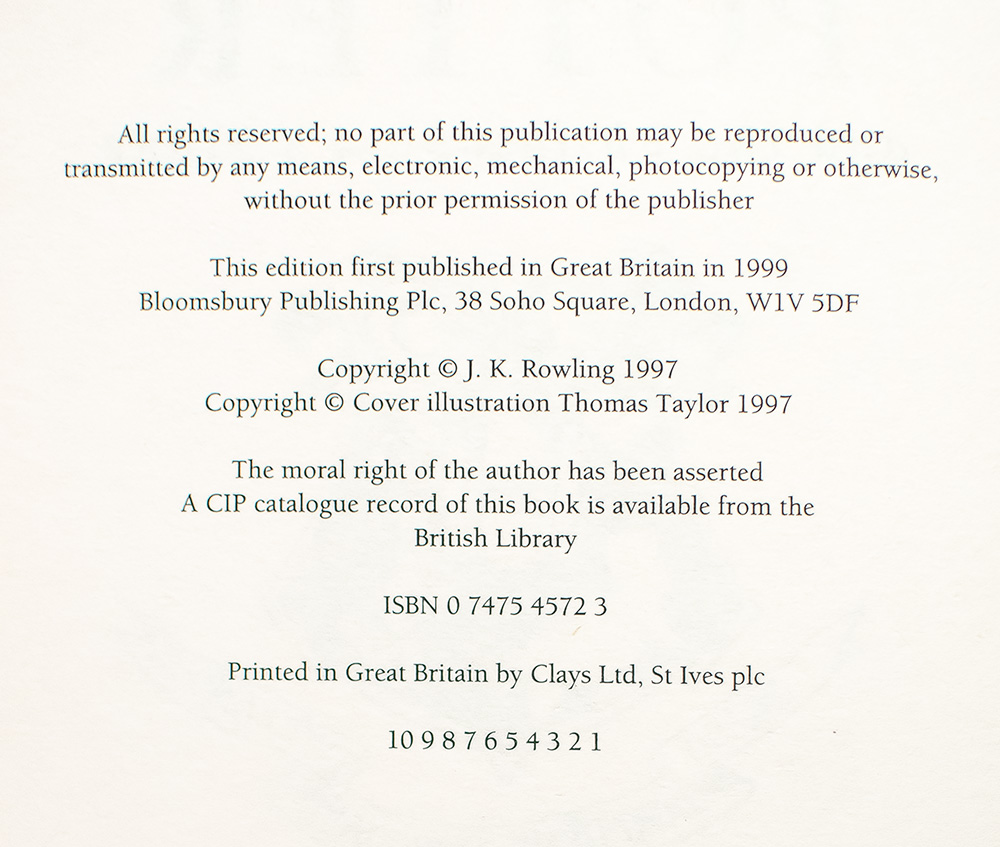 Harry Potter Series Complete Deluxe Set. Harry Potter and the Philosopher's Stone, Chamber of Secrets, Prisoner of Azkaban, Goblet of Fire, Order of the Phoenix, The Half-Blood Prince, and The Deathly Hallows.