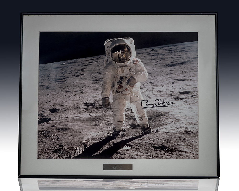 Buzz Aldrin Signed Photograph.