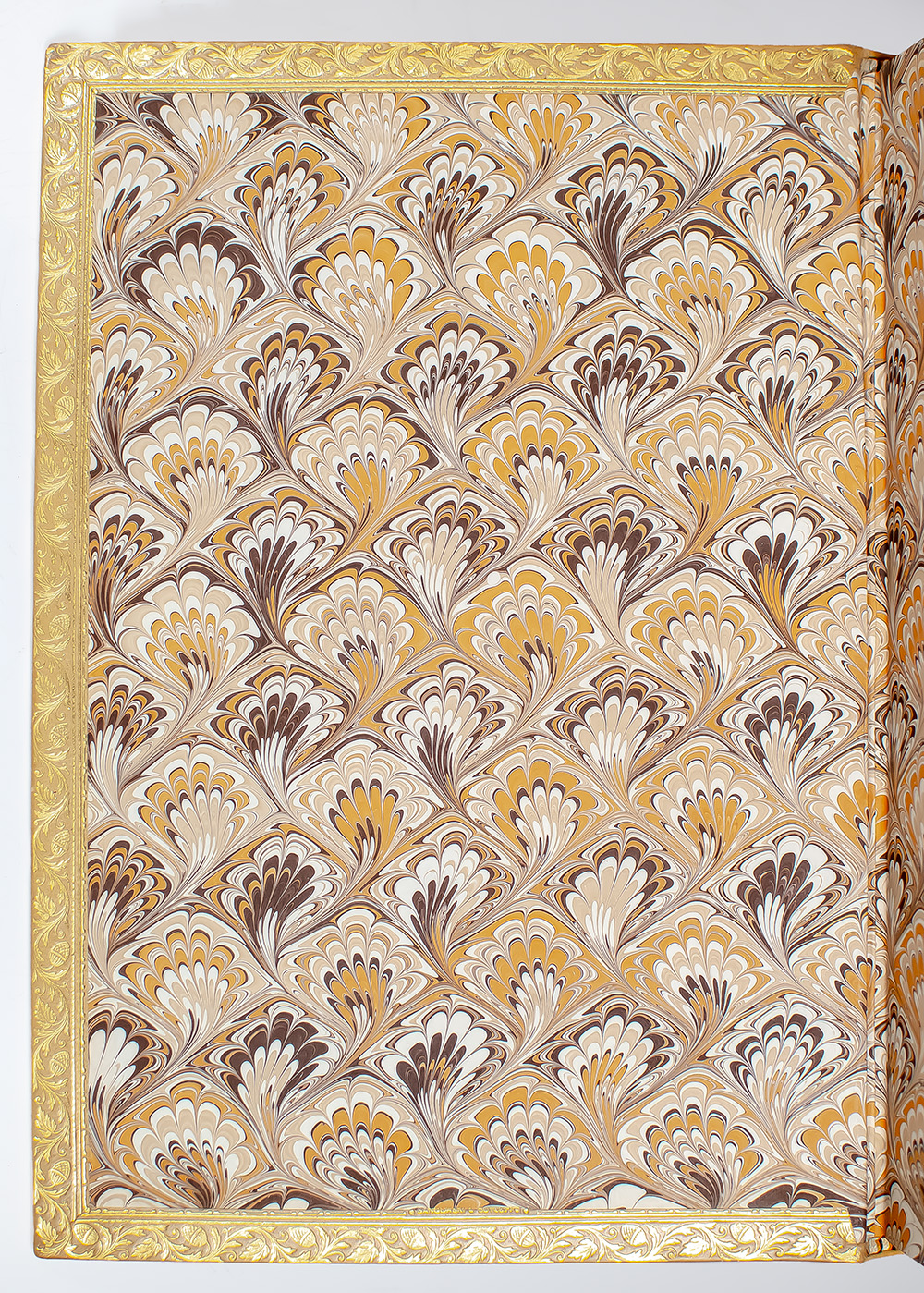 Dialogues On Love and Friendship: Lysis, or Friendship; The Symposium; Phaedrus.