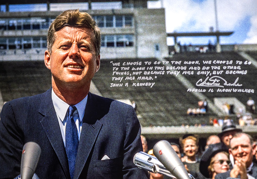 Charlie Duke Signed John F. Kennedy Photograph.