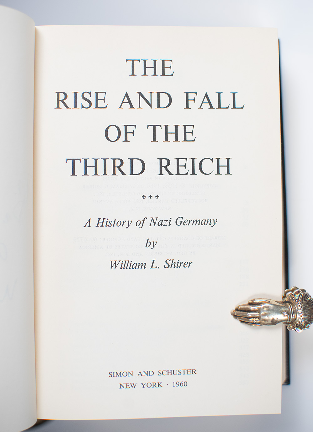 The Rise And Fall Of The Third Reich: A History of Nazi Germany.