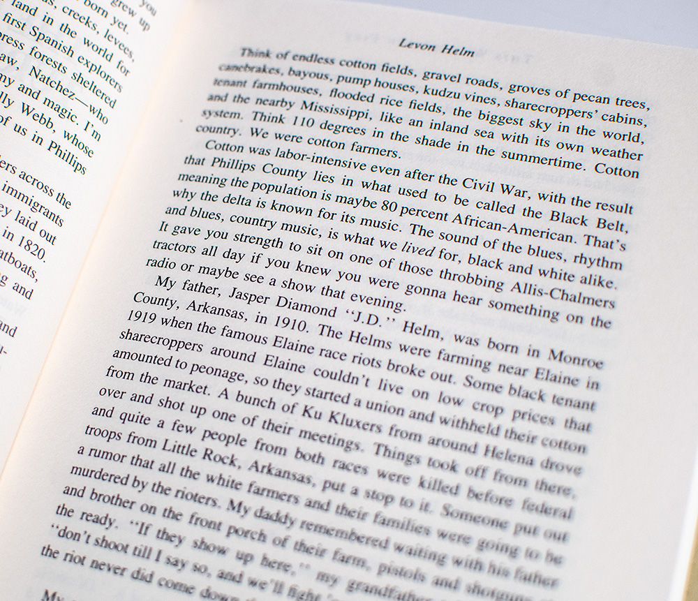 This Wheel's on Fire: Levon Helm and the Story of the Band.