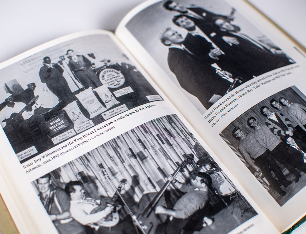 This Wheel's on Fire: Levon Helm and the Story of the Band.