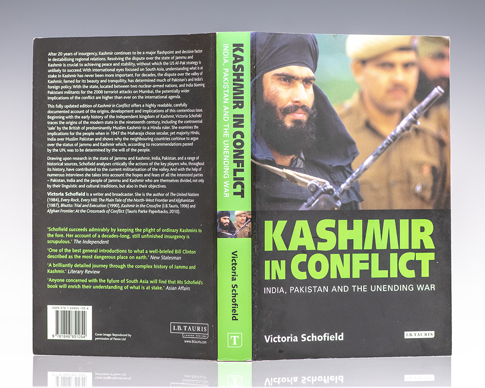 Kashmir In Conflict: India, Pakistan and the Unending War.