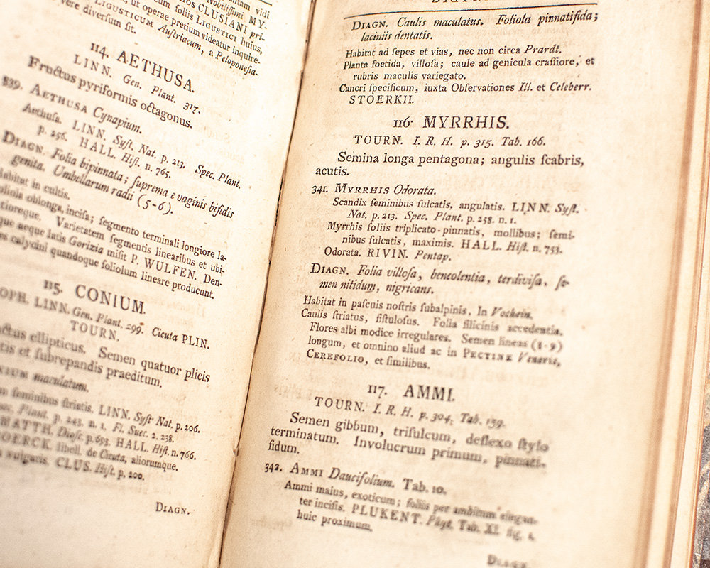 Flora Carniolica: Exhibens Plantas Carnioliae Indigenas et Distributas in Classes, Genera, Species, Varietates, Ordine Linnaeano. Volume I.
