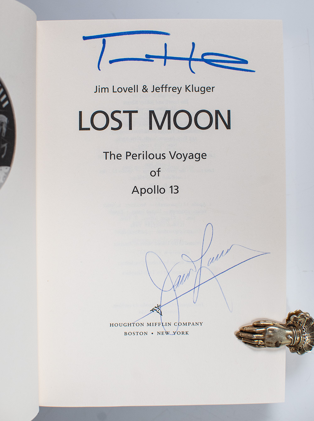 Lost Moon: The Perilous Voyage of Apollo 13.