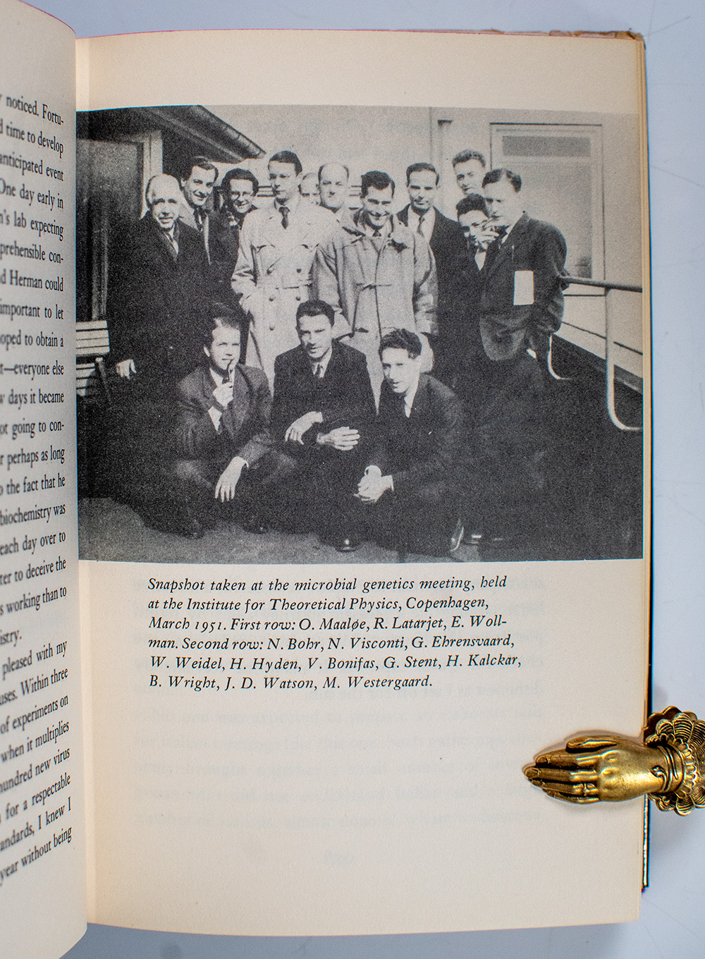 The Double Helix: A Personal Account of the Discovery of the Structure of DNA.