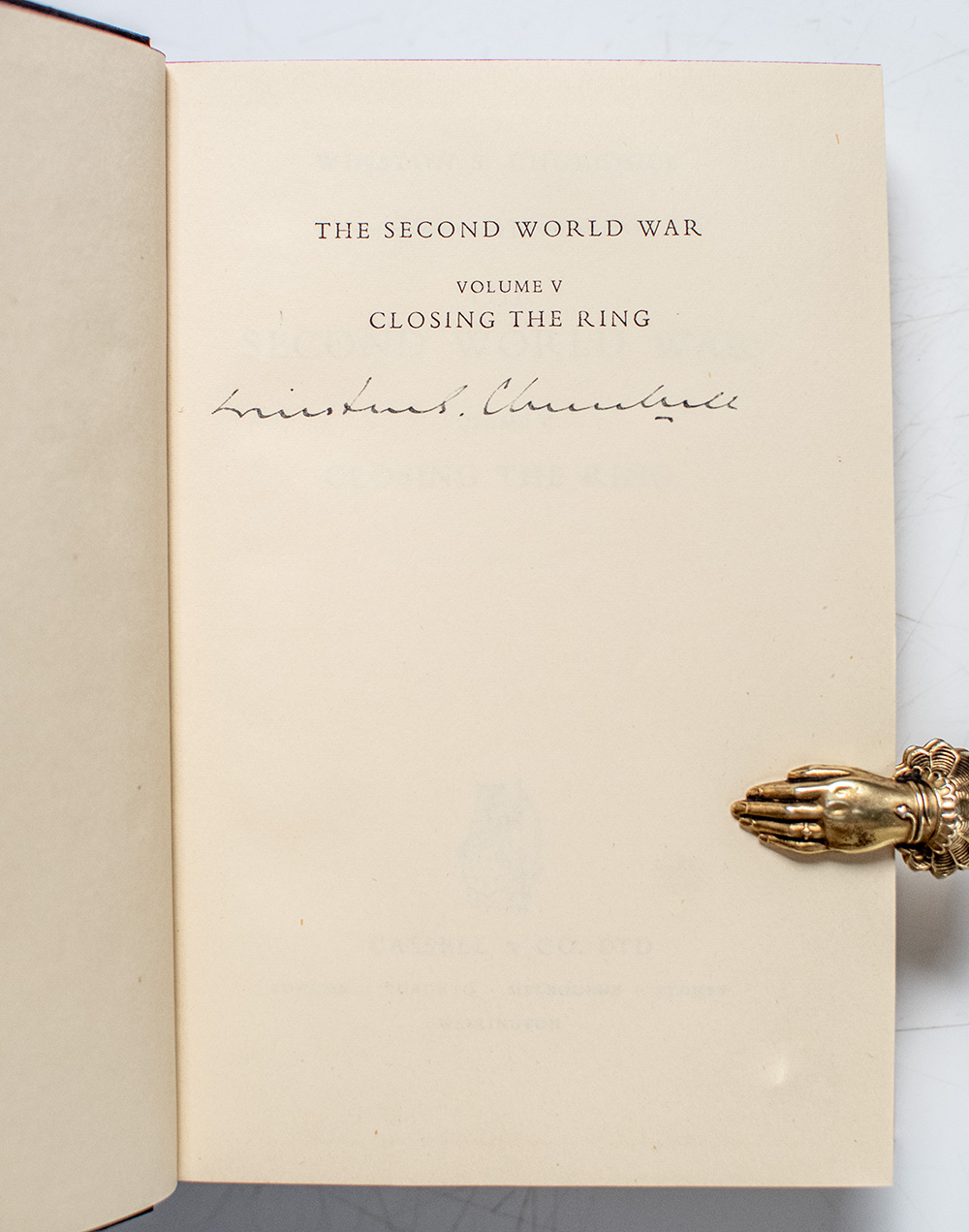 The Second World War: The Gathering Storm; Their Finest Hour; The Grand Alliance; The Hinge of Fate; Closing the Ring; Triumph and Tragedy.