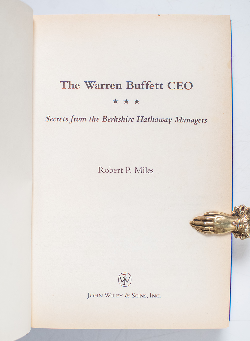 The Warren Buffett CEO: Secrets From the Berkshire Hathaway Managers.