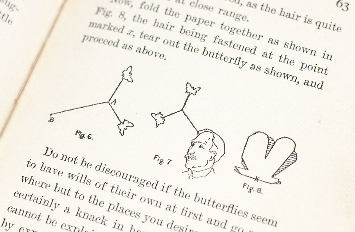 Houdini's Paper Magic