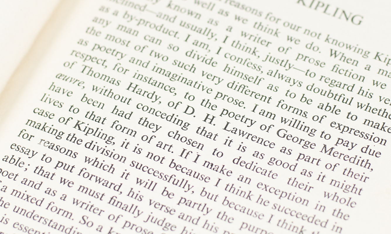 A Choice of Kipling's Verse made by T. S. Eliot with an Essay on Rudyard Kipling.