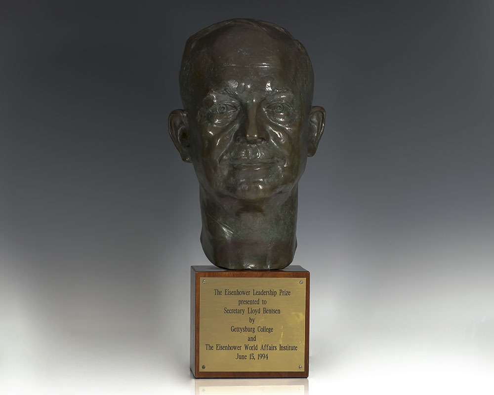 Dwight D. Eisenhower Leadership Award Presented to Lloyd Millard Bentsen.