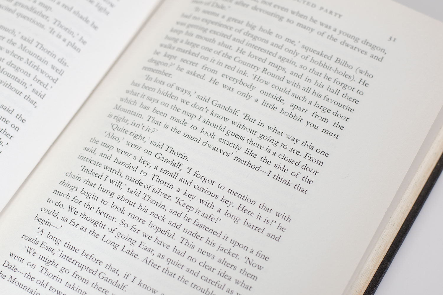 The Hobbit: Deluxe Edition.