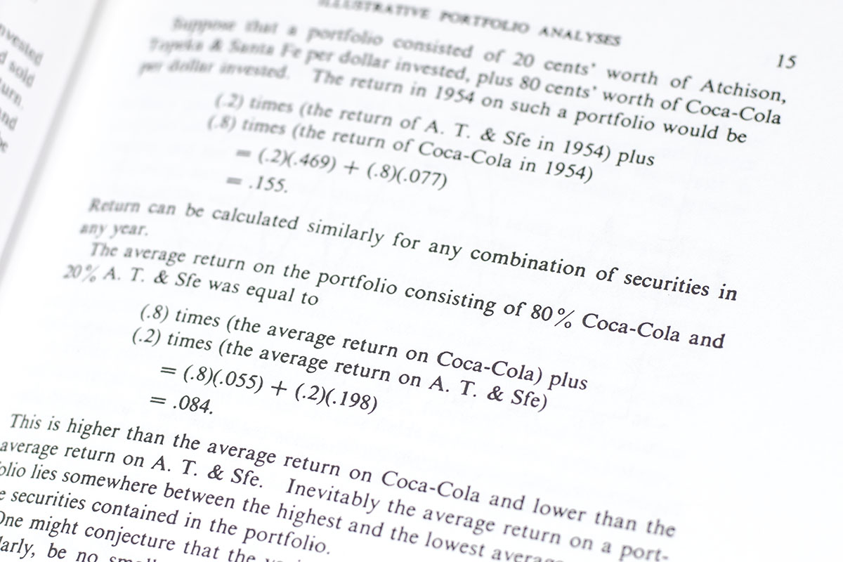 Portfolio Selection: Efficient Diversification of Investments
