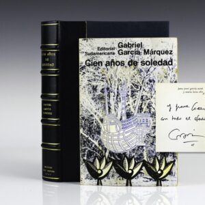 Cien A&ntilde;os de Soledad [One Hundred Years of Solitude].