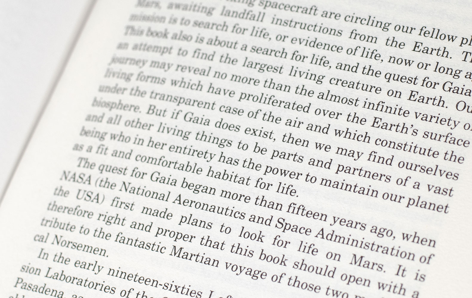 Gaia: A New Look At Life on Earth.