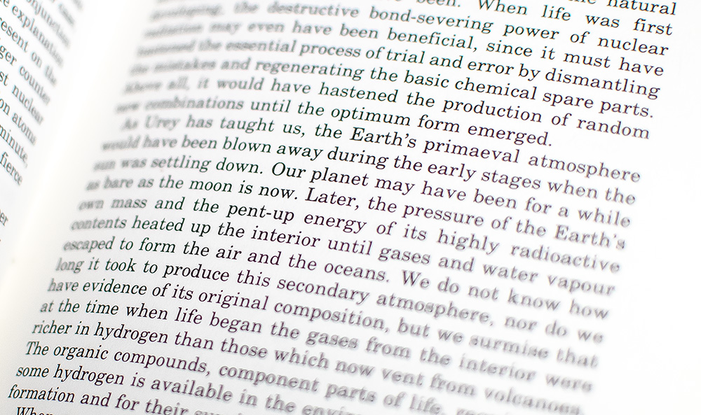 Gaia: A New Look At Life on Earth.