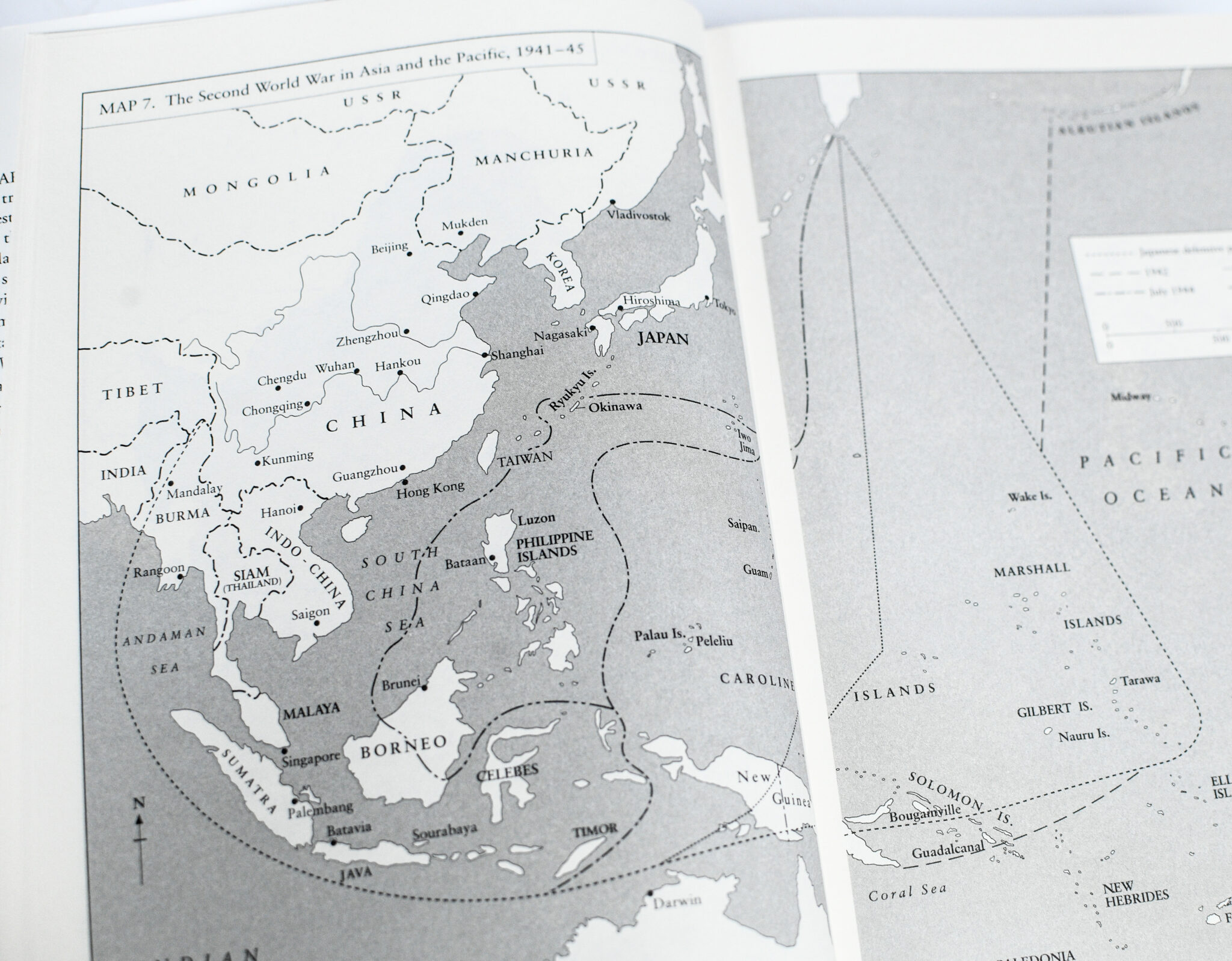 The War of the World: Twentieth-Century Conflict and the Descent of the West.
