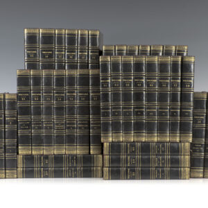 Oeuvres Completes De Voltaire avec des Remarques et des Notes Historiques, Scientifiques, et Literaires Par Mm. Auguis, Clogenson, Daunou, Etc. [The Works of Voltaire].