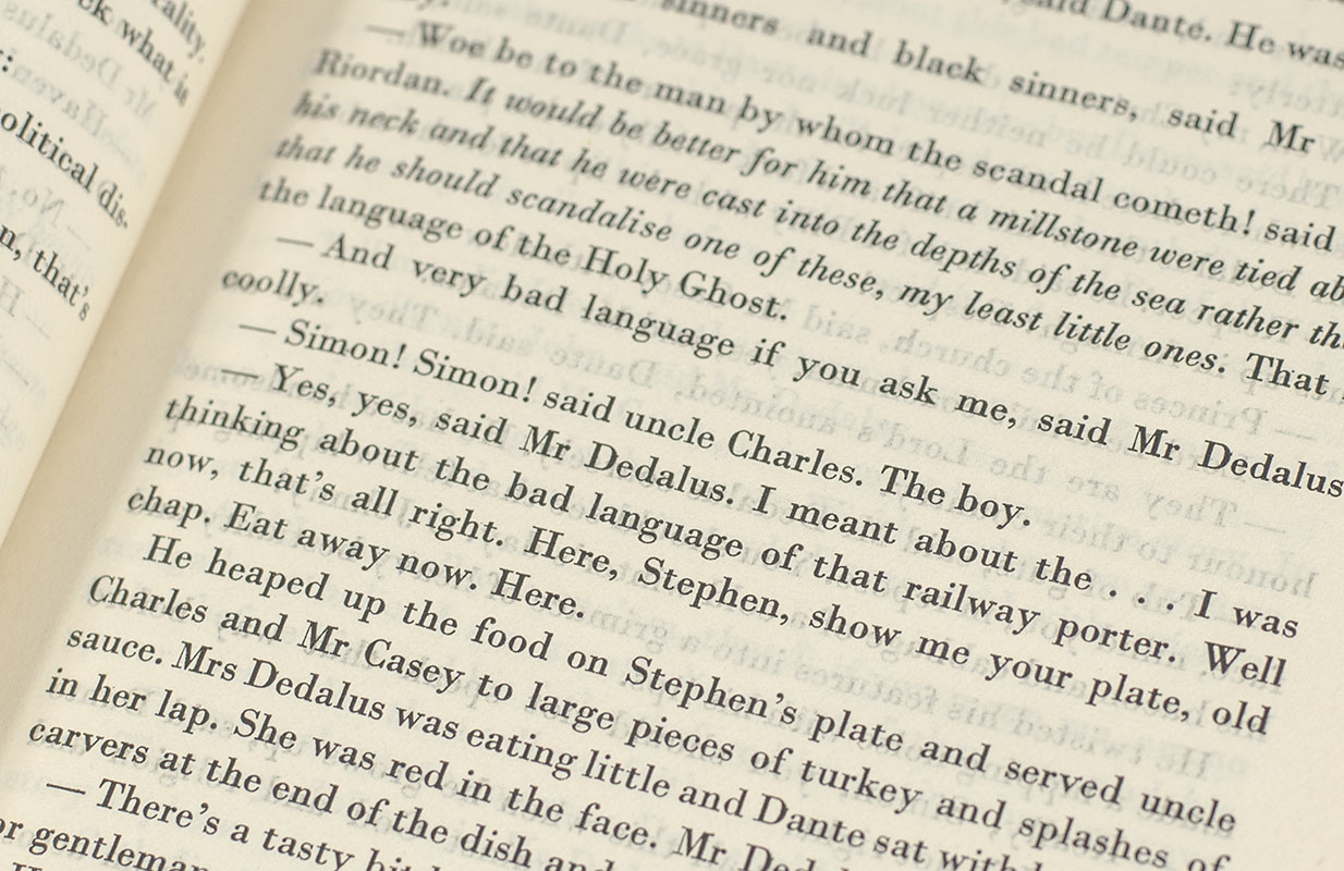 Introducing James Joyce: A Selection of Joyce's Prose. - Image 4