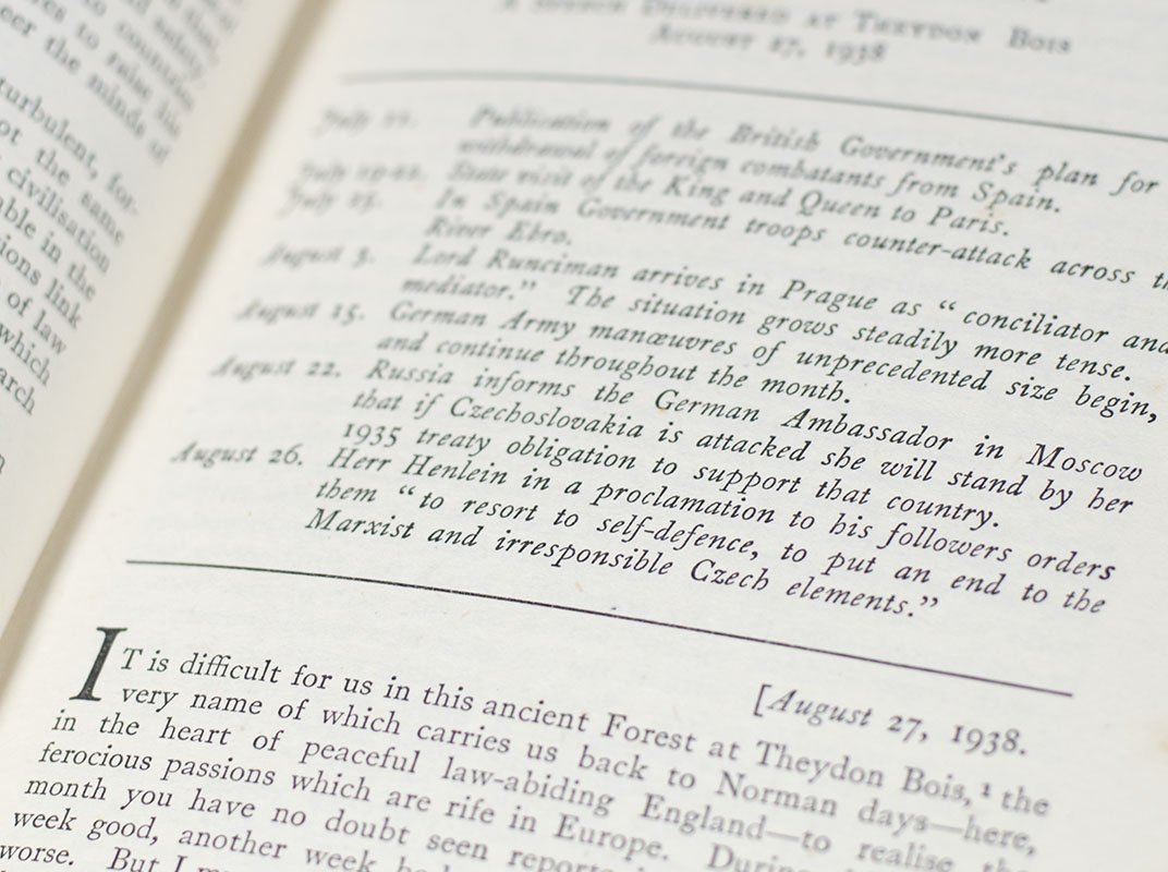 Winston Churchill's War Speeches: Into Battle, The Unrelenting Struggle, The End of the Beginning, Onwards to Victory, The Dawn of Liberation, Victory, Secret Session Speeches.